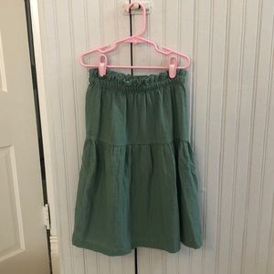 H&M skirt, never worn, size 6/7